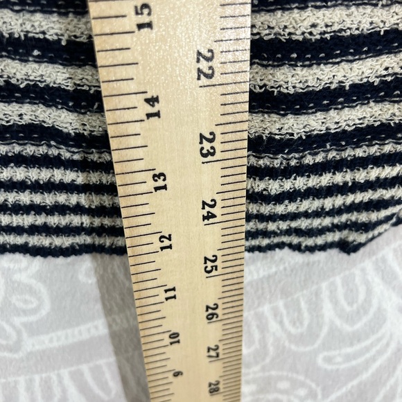 COPY - ADORABLE ART TO WEAR TOP SIZE L LARGE STRIPE CREAM BLACK EUC SWEATER SHIโฆ - Picture 4 of 13
